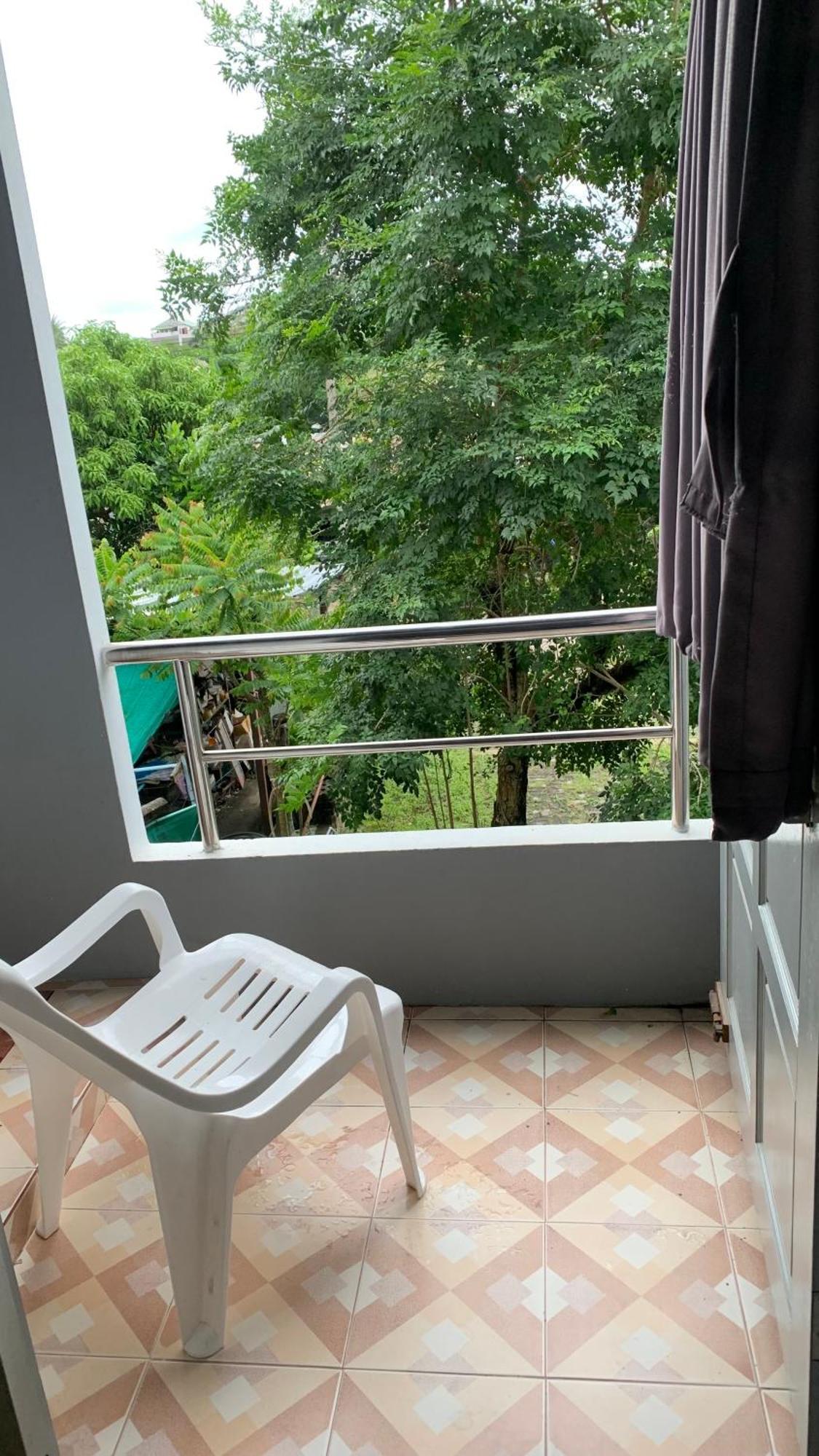 Kamalaburi Guesthouse エクステリア 写真