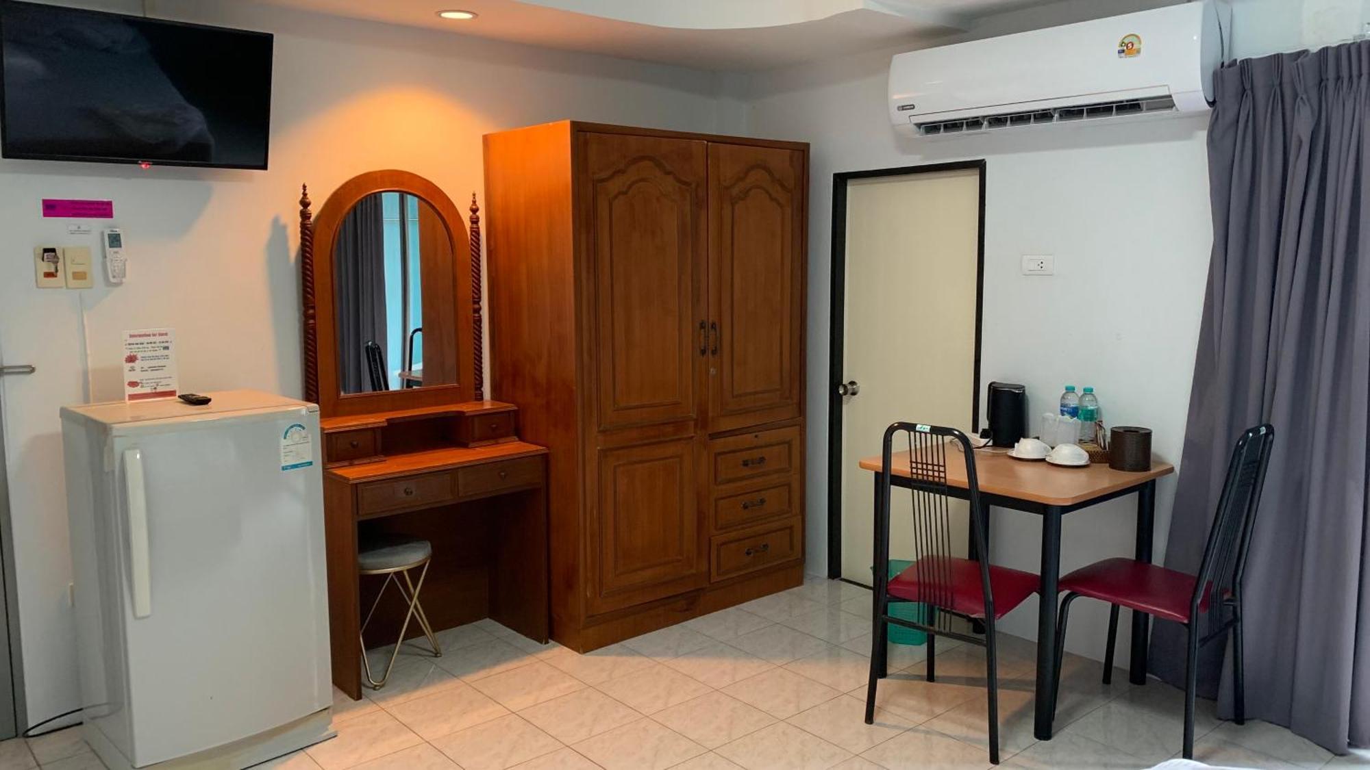 Kamalaburi Guesthouse エクステリア 写真