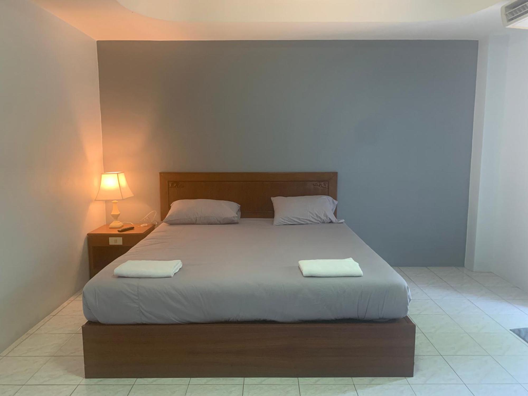 Kamalaburi Guesthouse エクステリア 写真